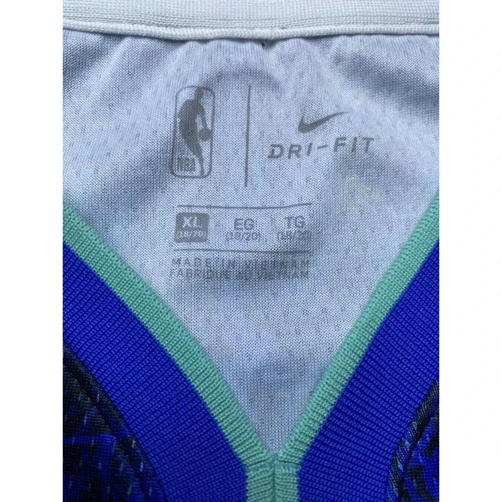 Authentic Nike Dallas Mavericks Luka Doncic Select Series Jersey Kids Size‎ XL